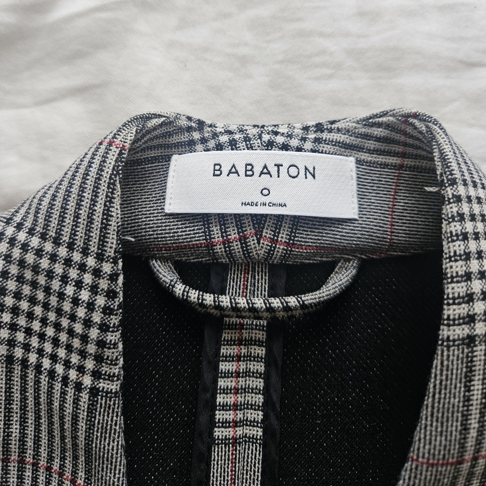 OLD BABATON Power Blazer Grey Glen Plaid 3/4 Sleeves Shawl collar Size 0 Aritzia - Picture 3 of 9